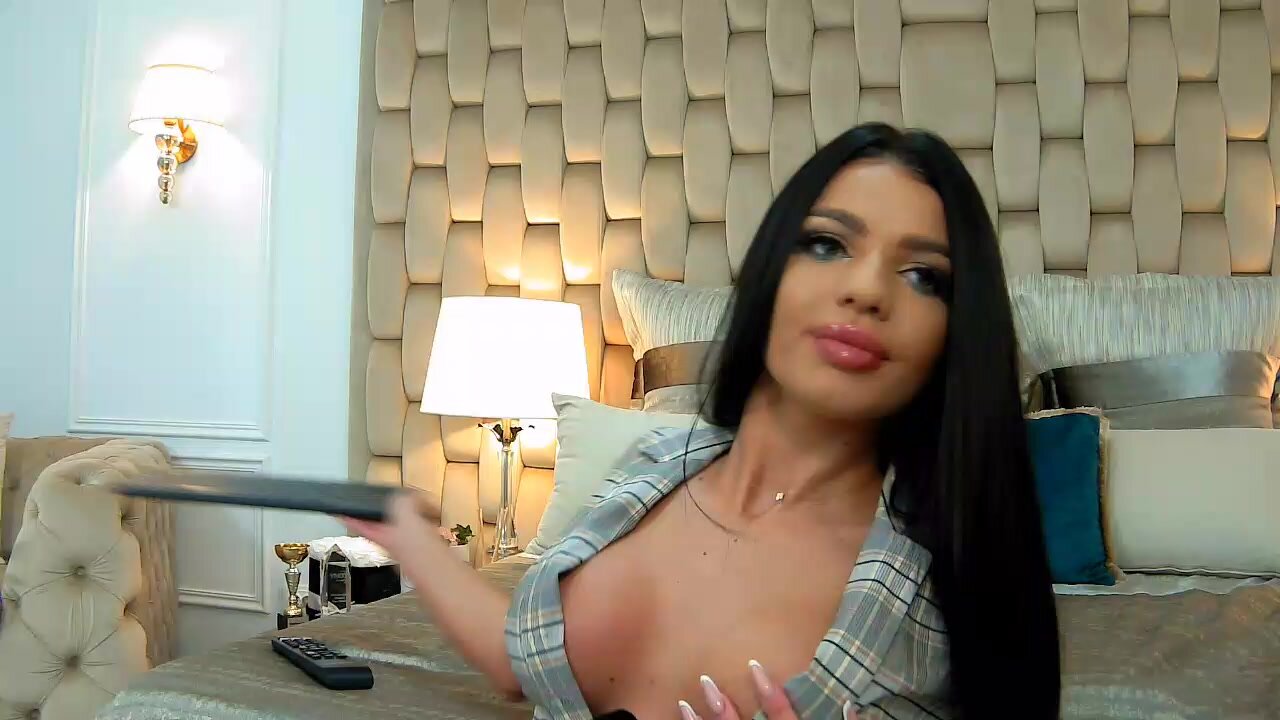 MadisonCole free chat boobs